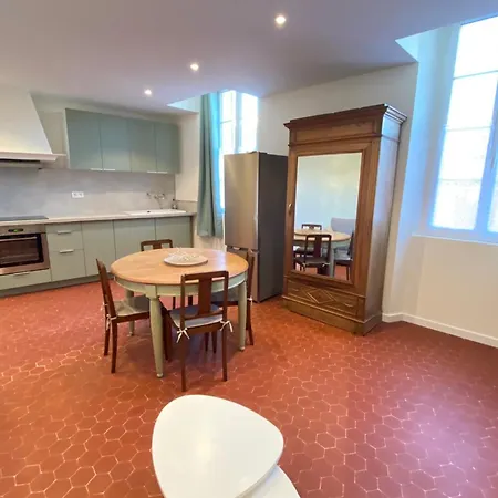 06Cf Beautiful Renovated Apartment In Old Antibes Exterior photo